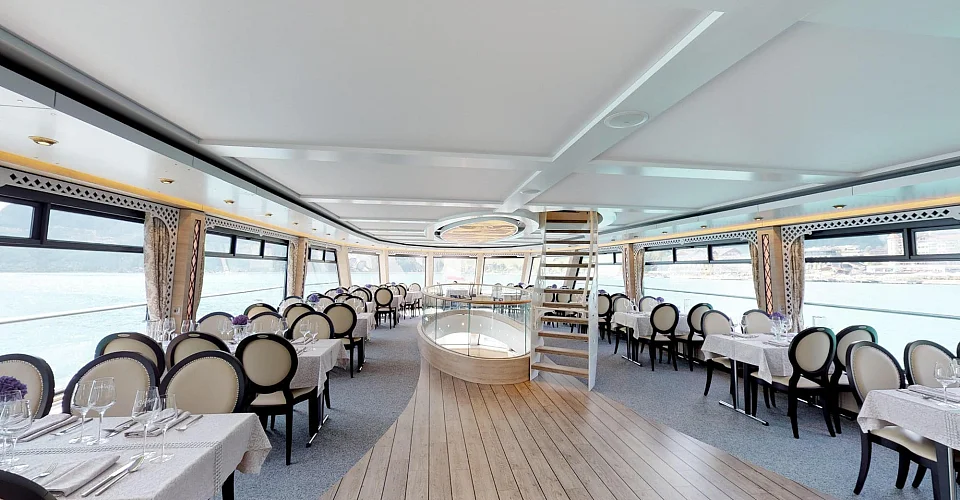 mscachenseeoberdeck1.jpg
